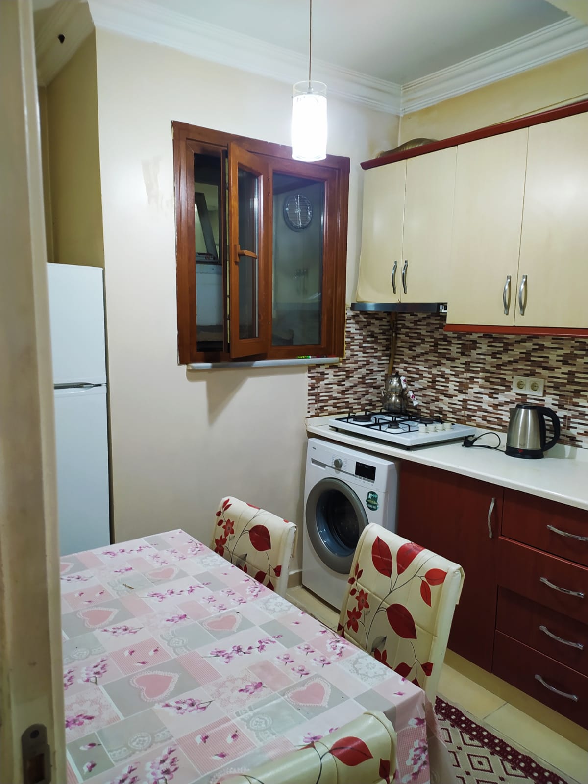 اجاره روزانه و ماهانه یکخواب در تکسیم فردیه