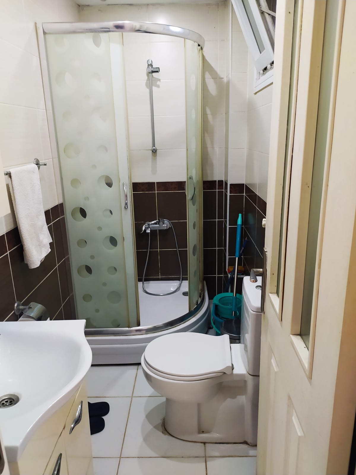 اجاره روزانه و ماهانه یکخواب تکسیم فریدیه