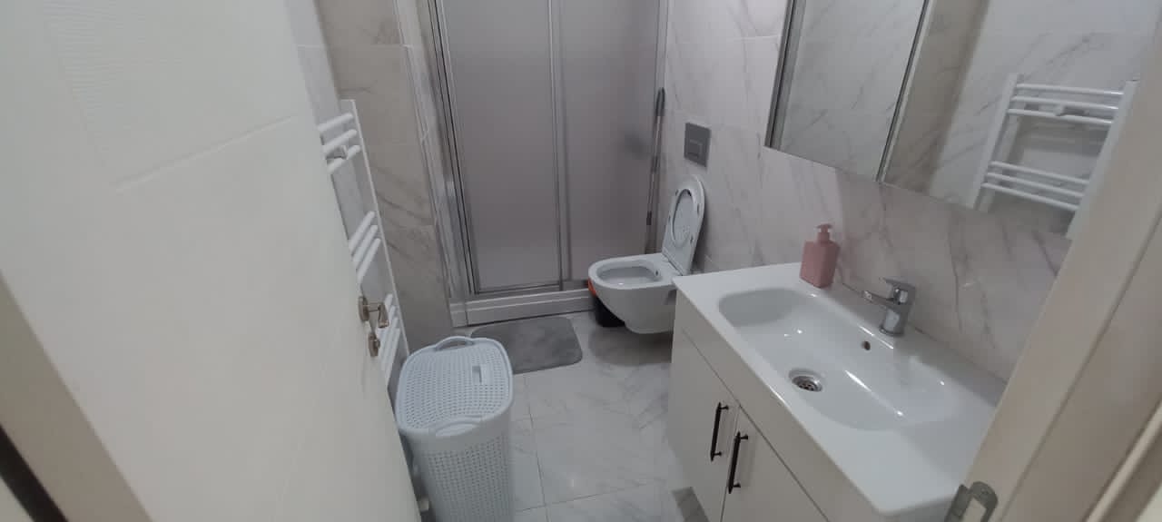 اجاره روزانه و ماهانه یکخواب در شیشلی