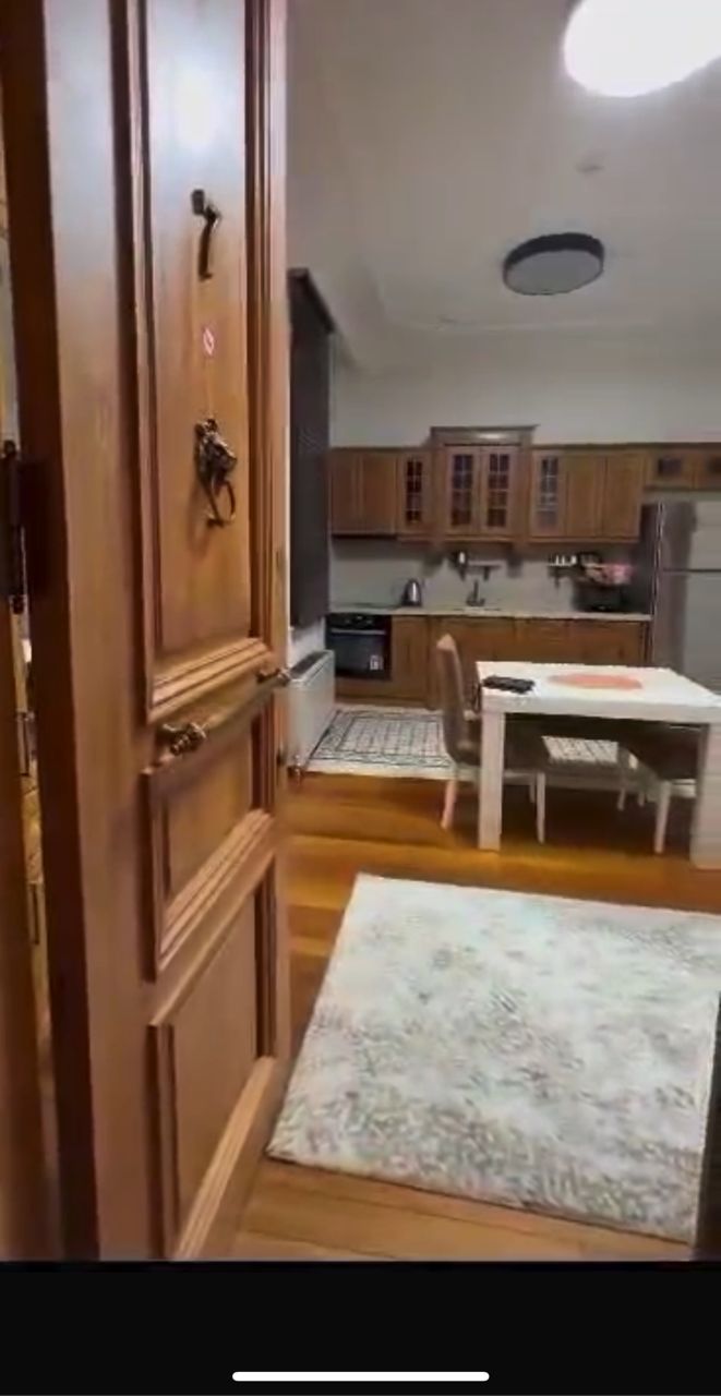 اجاره روزانه و ماهانه یکخواب لوکس در تکسیم استقلال